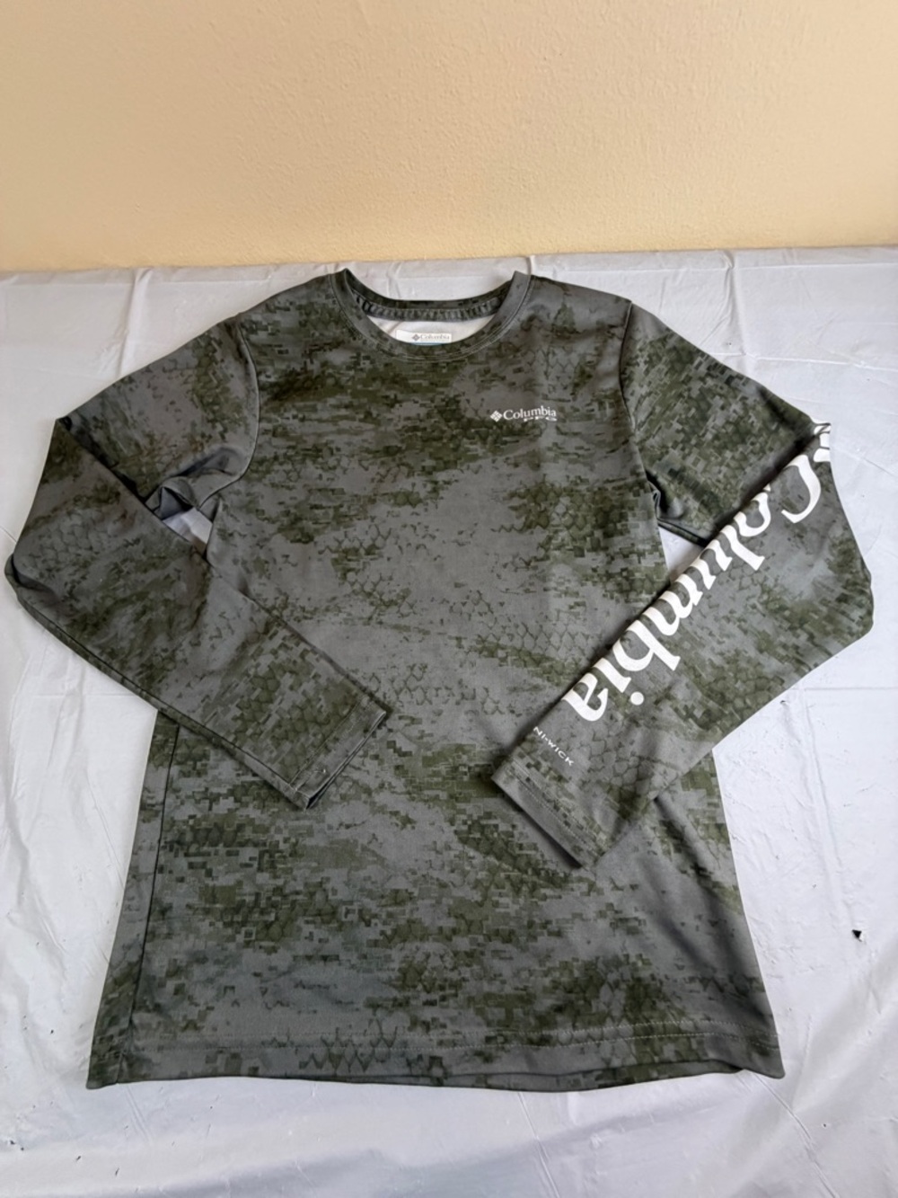 Columbia Olive Green Digital Camo Long Sleeve Shirt